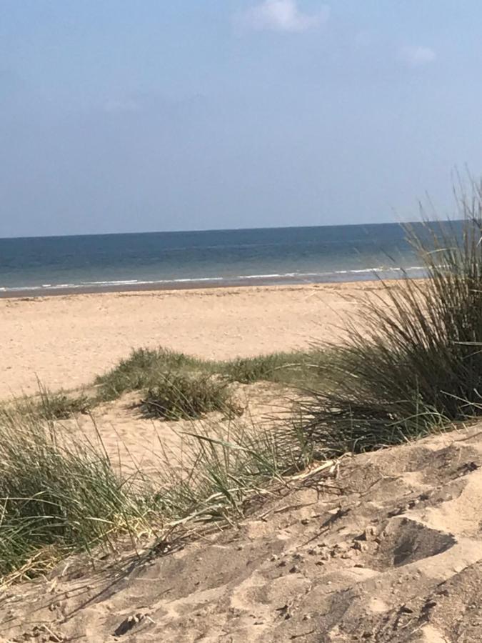 Appartamento Le Foch Ouistreham Esterno foto